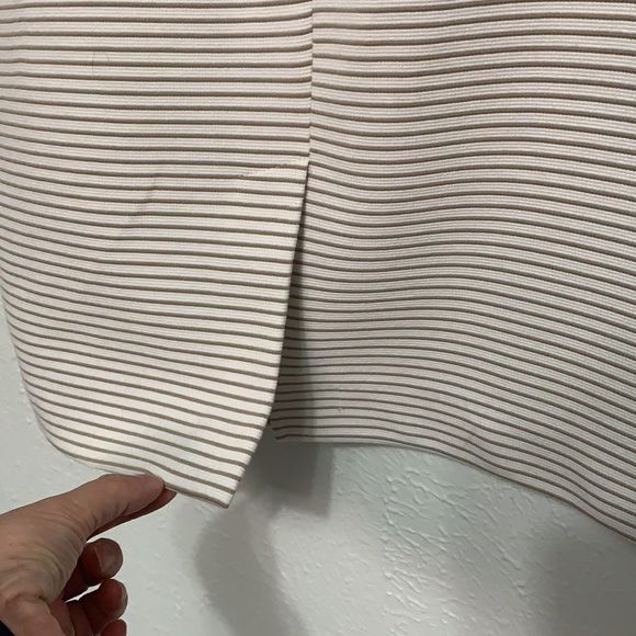 Calvin Klein peplum top and skirt set - Picture 7 of 8